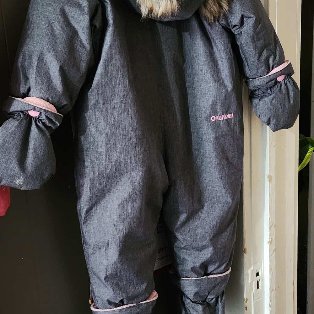 Obermeyer Kids Snowsuit in Gray and Pink